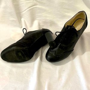 Women’s Studio Paolotie Front Pumps size 8M